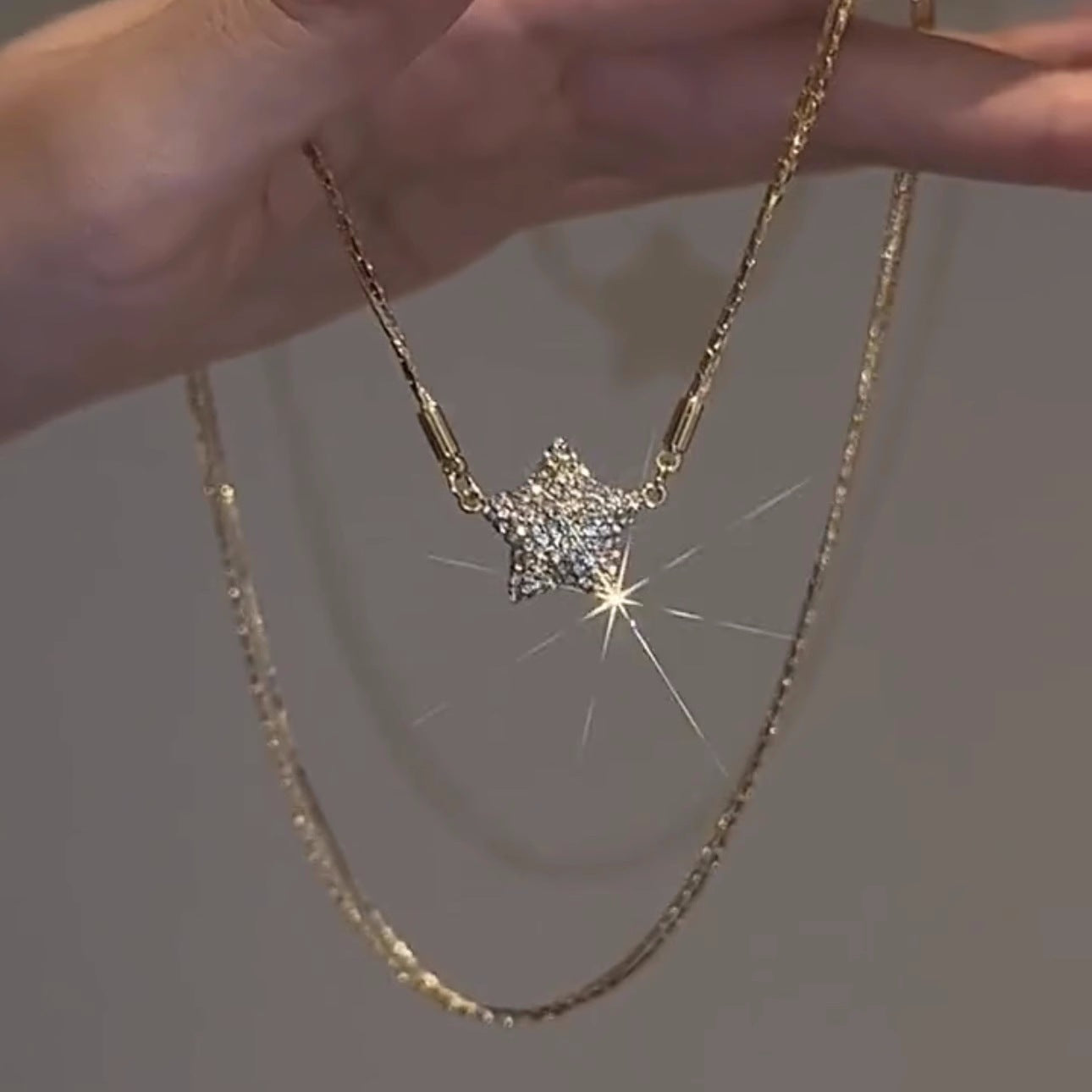 Hot Sale🎁Magnetic Star Patchwork Necklace