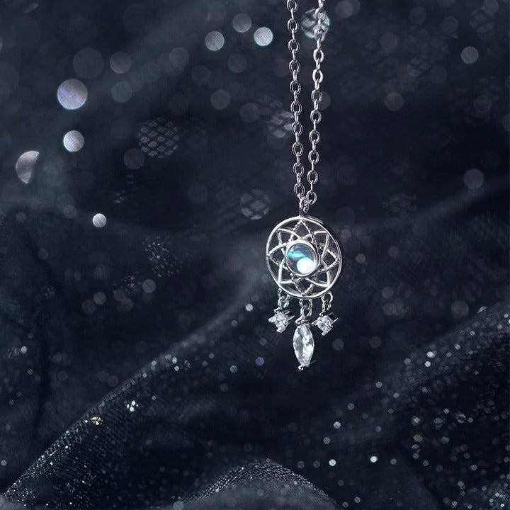 DREAM CATCHER NECKLACE