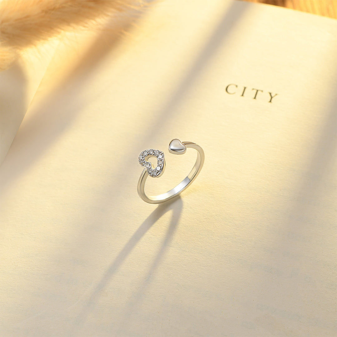 "THE LOVE BETWEEN A GRANDMOTHER AND GRANDDAUGHTER IS FOREVER" S925 STERLING SILVER FREE ADJUSTABLE RING