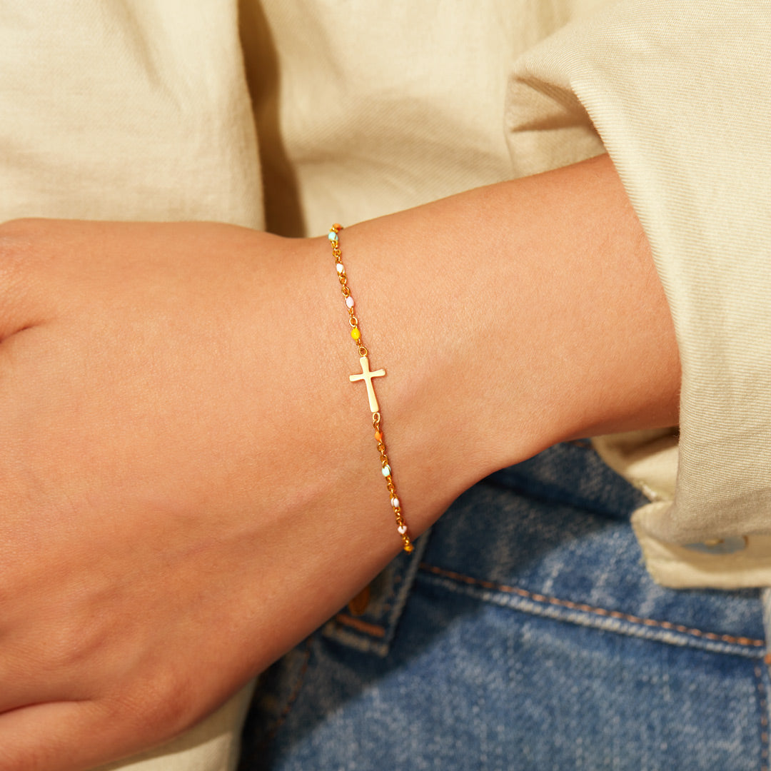 We Never Walk Alone Cross Bracelet