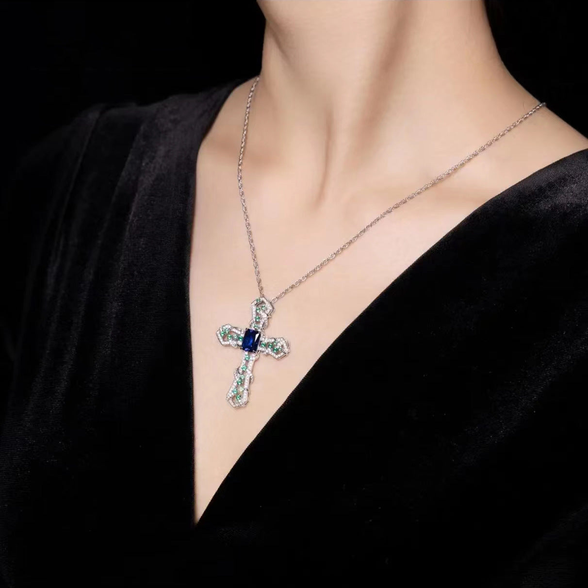💝LIGHT LUXURY CROSS NECKLACE | PERFECT GIFT🎁