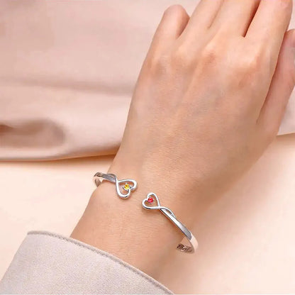 THE LOVE BETWEEN AUNT & NIECE IS FOREVER DOUBLE HEARTS CUSTOM BIRTHSTONES BRACELET