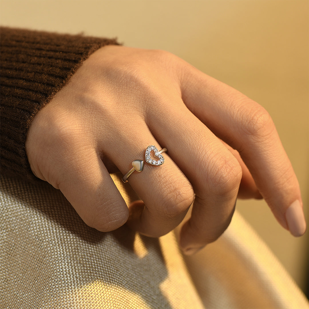 "THE LOVE BETWEEN A GRANDMOTHER AND GRANDDAUGHTER IS FOREVER" S925 STERLING SILVER FREE ADJUSTABLE RING