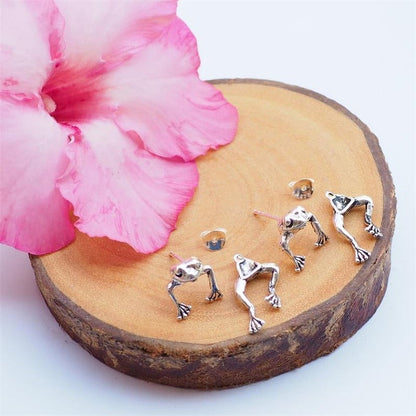 'Take It Easy' Frog Earrings