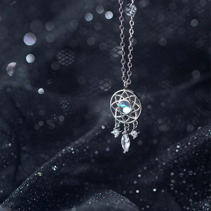 DREAM CATCHER NECKLACE
