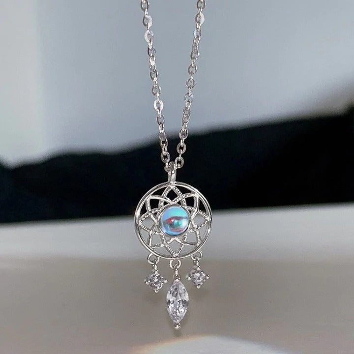 DREAM CATCHER NECKLACE