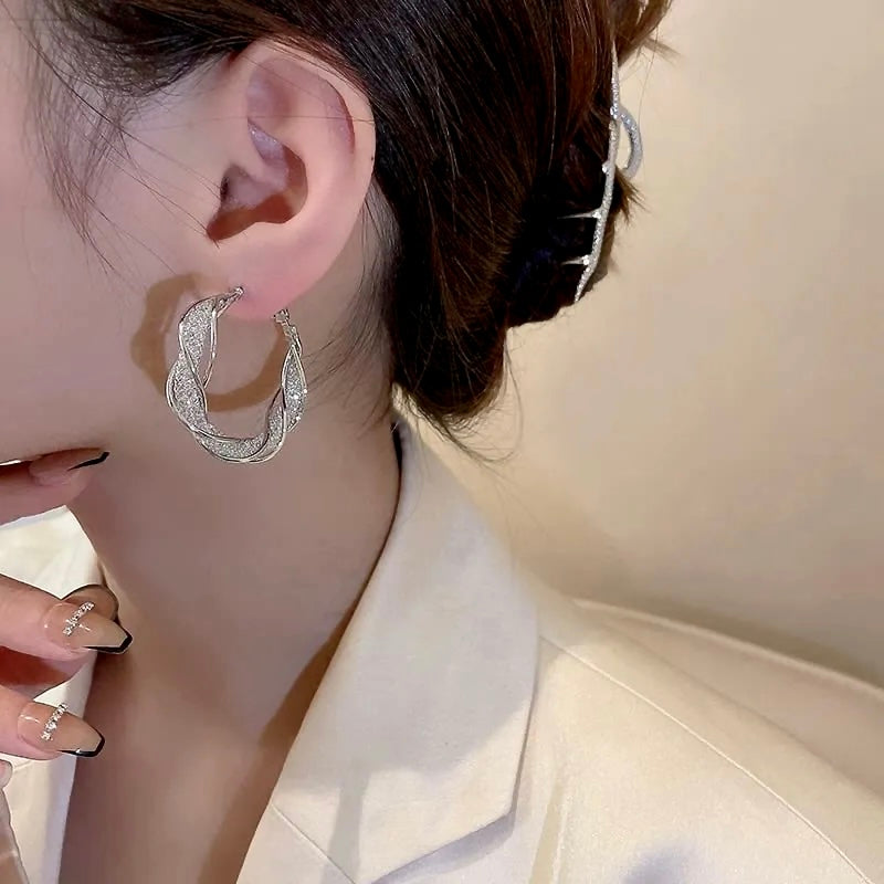 🌸Fashion Twist Earrings