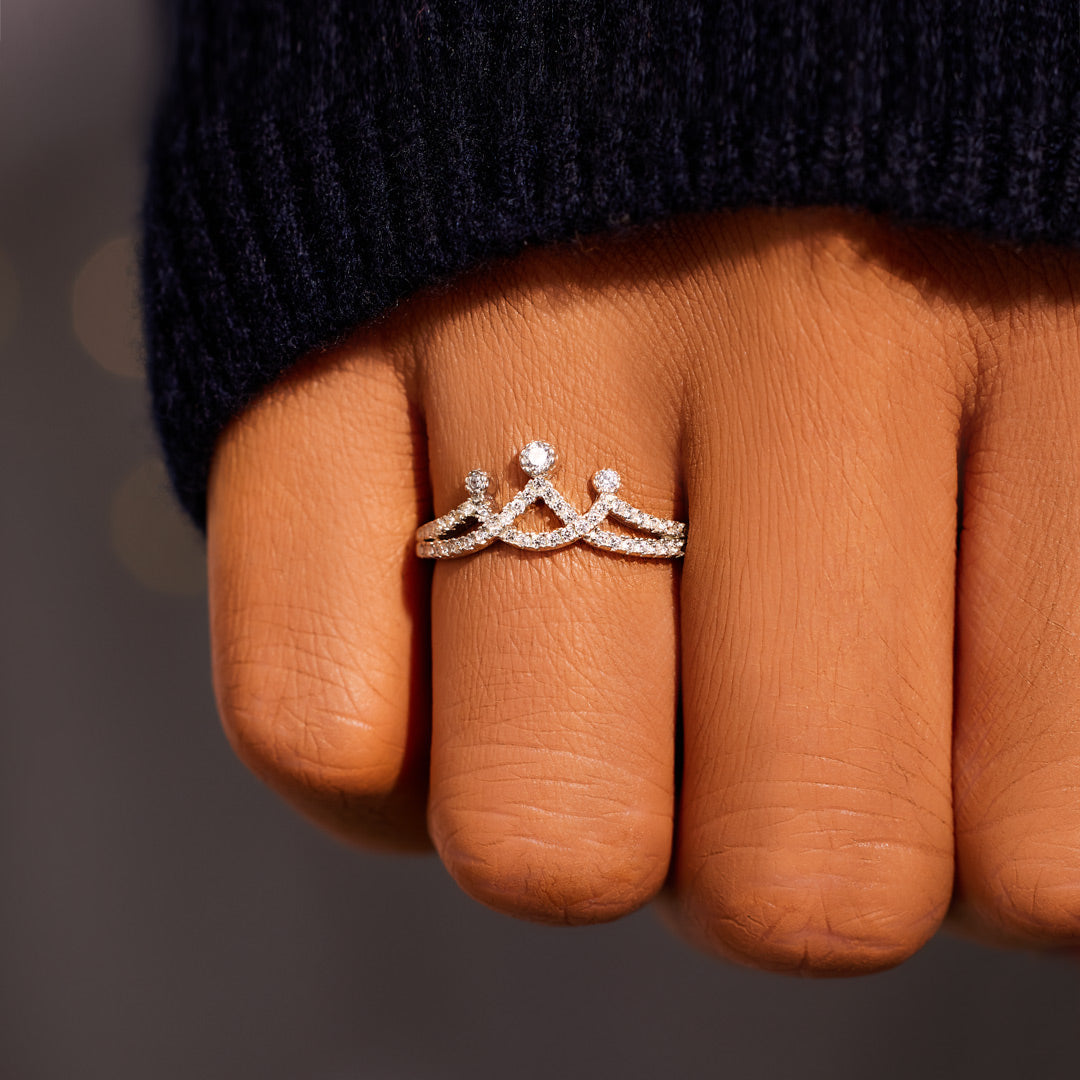 Queen Minimalist Crown Ring