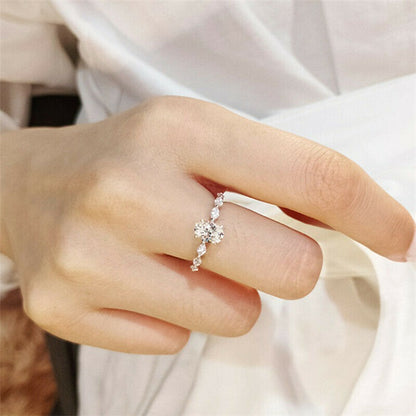 Melody Oval Moissanite Engagement Ring