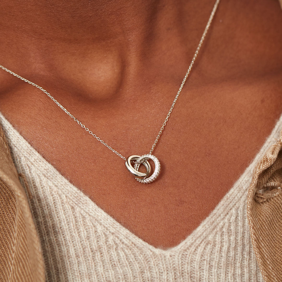 925 Sterling Silver Mother & Daughter Bond That Links Us Together Interlocking Necklace