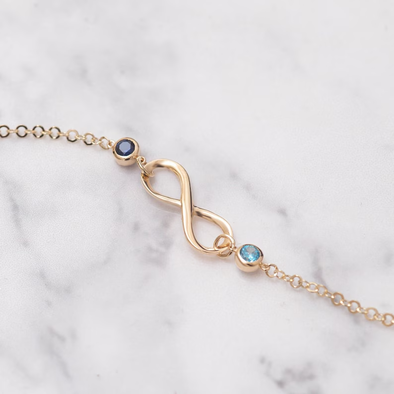 FOR FRIEND- THE FRIENDSHIP BETWEEN US WILL EXTEND INFINITELY CUSTOM BIRTHSTONES BRACELET