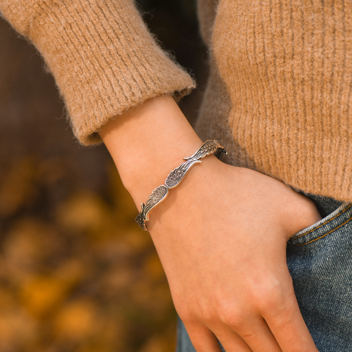 For Memorial -  Hug From Heaven Angel Wings Bracelet