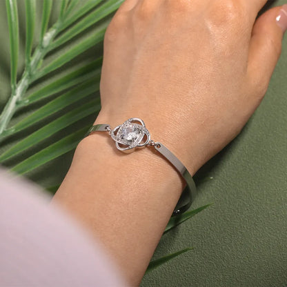 FOR DAUGHTER - I AM ALWAYS WITH YOU DIAMOND KNOT BRACELET