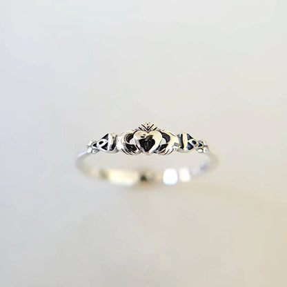 Dainty Minimalist Ring