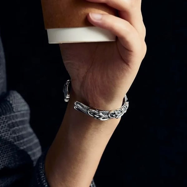 Original Design Auspicious Wave Bracelet