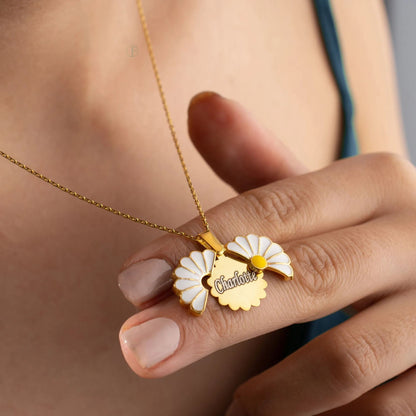 Hot Sale🎁Openable Daisy Necklace