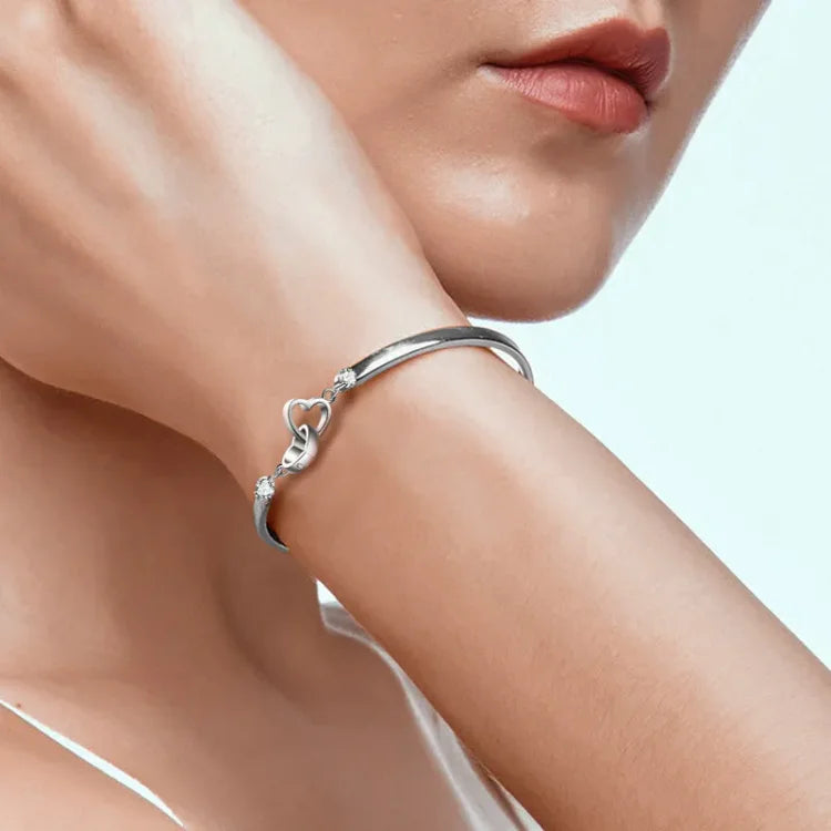 FOR LOVE - INTERLOCKING HEART BRACELET