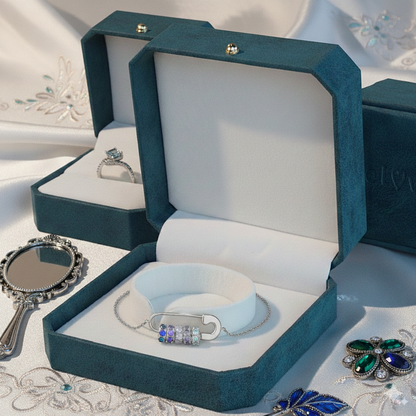 Mama's Mini Squad Safety Pin 1-8 Birthstone Bracelet