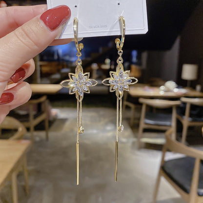 Hot Sale🎁Shiny Lotus Tassel Earrings