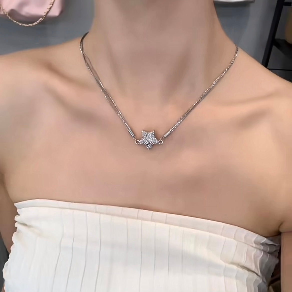 Hot Sale🎁Magnetic Star Patchwork Necklace