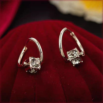 🌸French Style Minimalist Rotatable Zircon Earrings