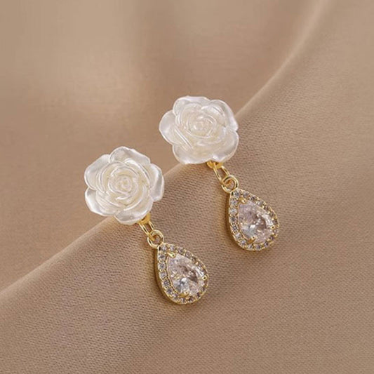 🌸White Camellia Diamond Earrings