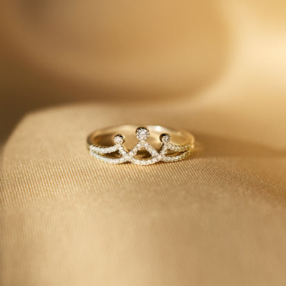Queen Minimalist Crown Ring