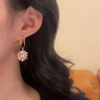 🌸ITALIAN STYLE CRYSTAL LOTUS EARRINGS
