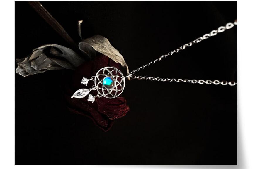 BLUE AURA DREAM CATCHER NECKLACE