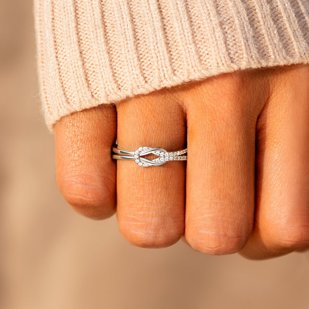 Grandmother & Granddaughter Square Knot Ring S925