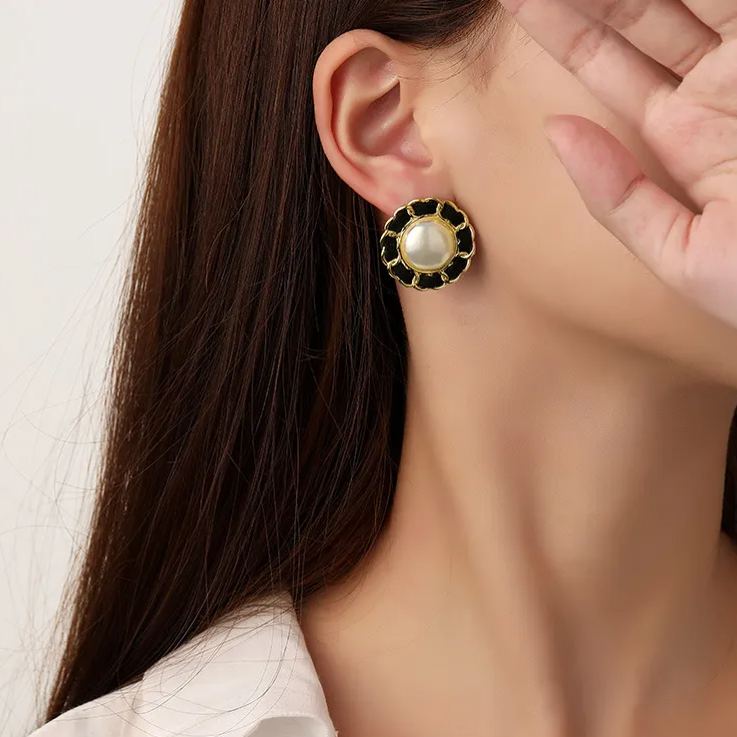 Hot Sale🎁Elegant Pearl Earrings