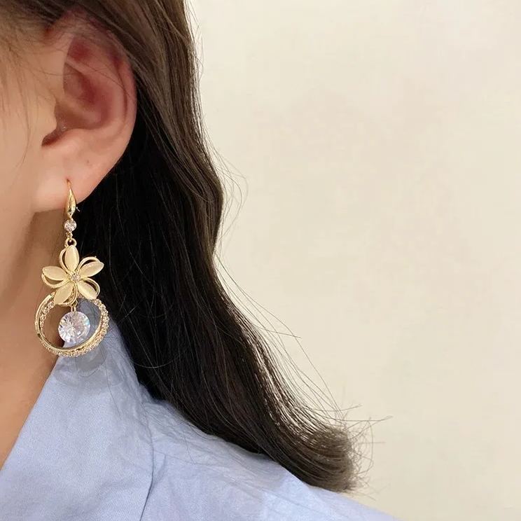 🌸Crystal Zircon Flower Pendant Earrings