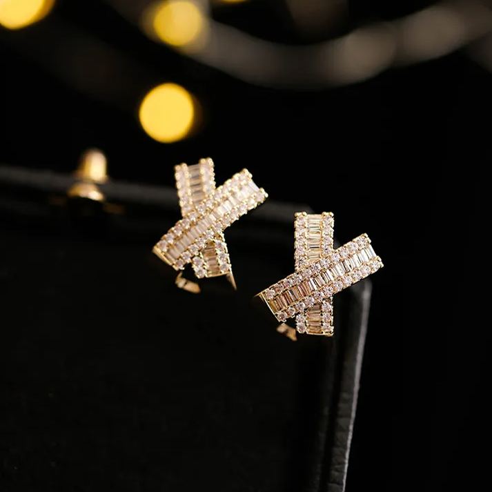 🌸Cross Diamond Stud Earrings
