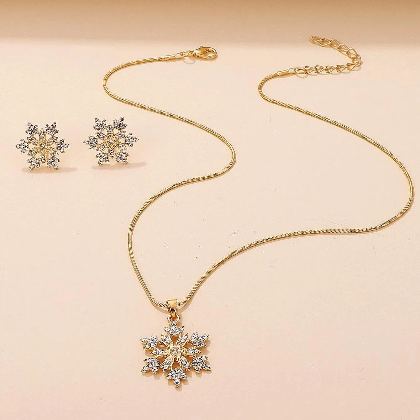 🔥Summer Hot Sale🌊	Diamonds Snowflake Earrings Necklace Set