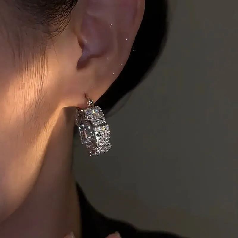 🌸French Zircon Hoop Earrings