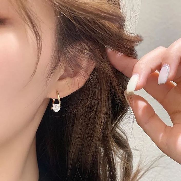 Hot Sale🎁French Style Minimalist Zircon Earrings