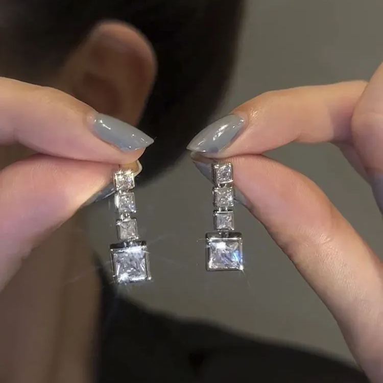 🌸French Style Square Zircon Earrings