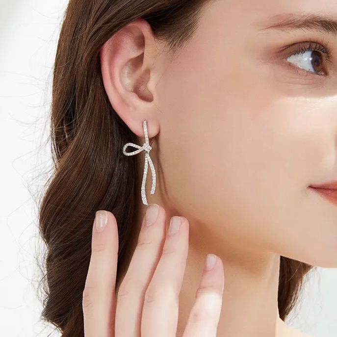 🌸2024 Spring Hot Sale✨FRENCH STYLE ZIRCON BOW EARRINGS