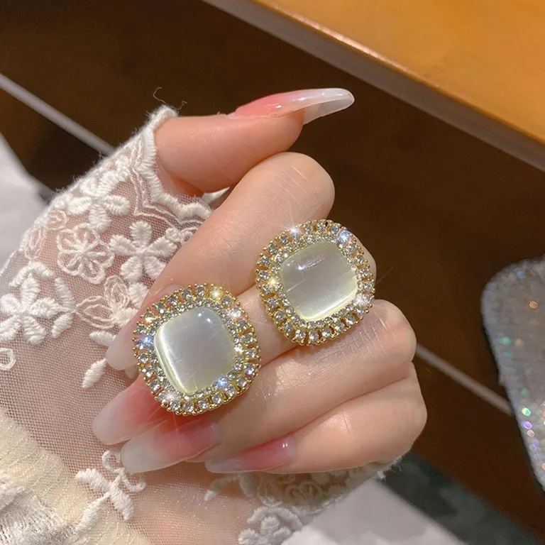 Hot Sale🎁Italian Style Opal Vintage Earrings