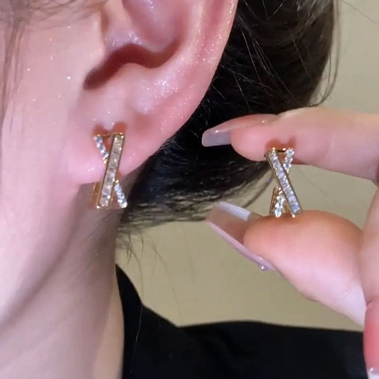 Hot Sale🎁French Style Zircon Cross Earrings