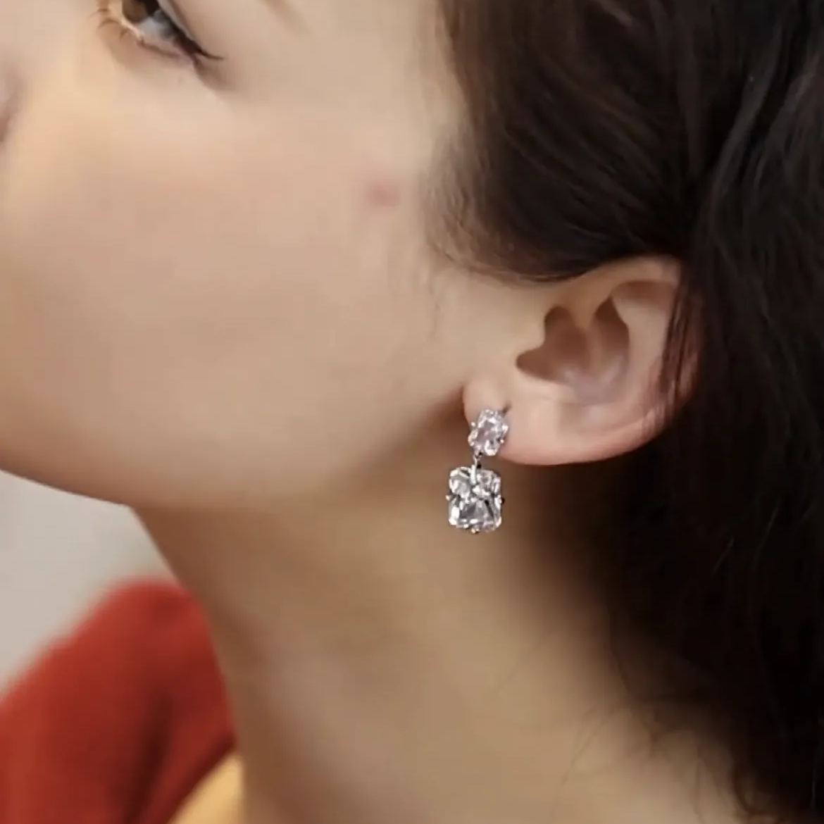 🌸French Style Minimalist Diamond Earrings