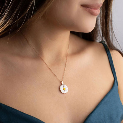 Hot Sale🎁Openable Daisy Necklace