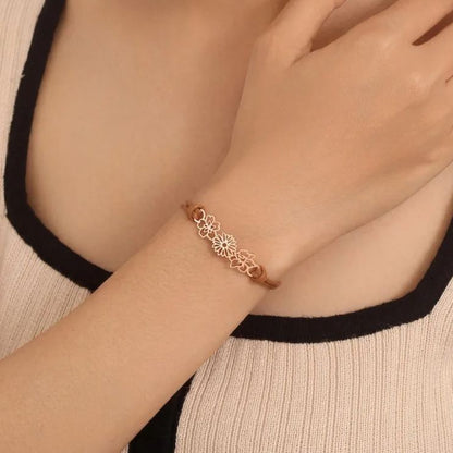 Multiple Birth Flowers Leather Bracelet