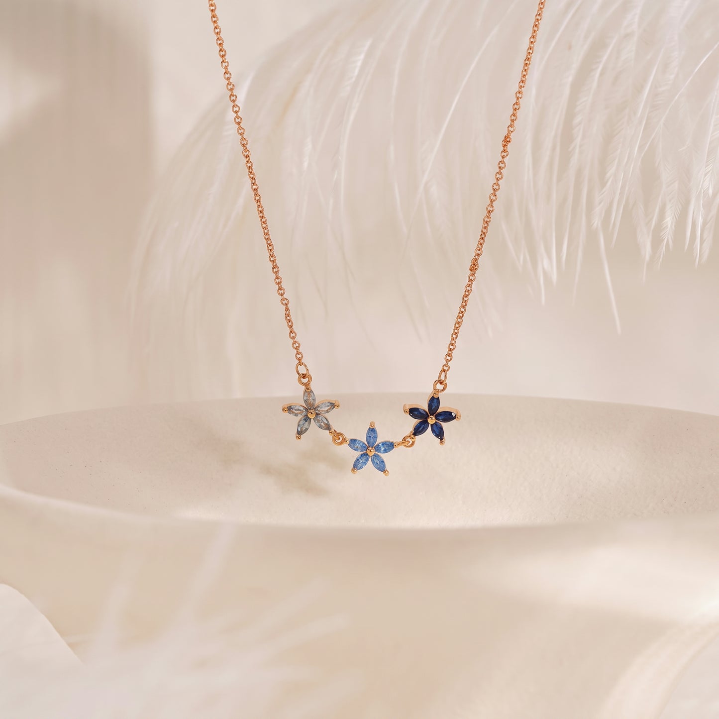 Mom’s Garden – Mother&Children Personalized Floral Birthstone Necklace